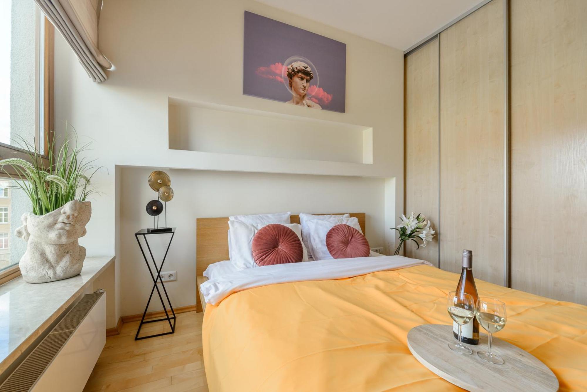 Lumina With A Large Balcony Near Presidential Palace And River Apartment Warsaw